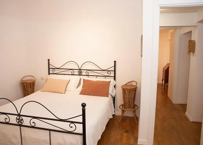 Pantheon Luxury Apartment